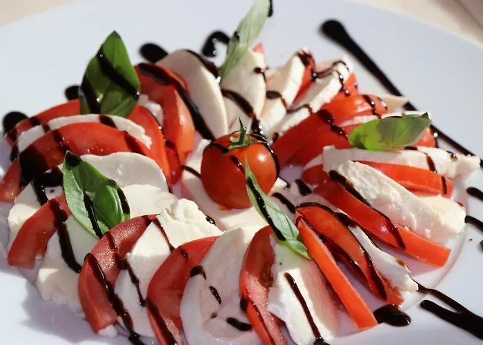 亚米纽斯酒店 酒店 4*